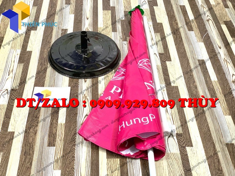 dù quảng cáo gắn logo thương hiệu sự kiện dù quảng cáo gắn logo thương hiệu sự kiện