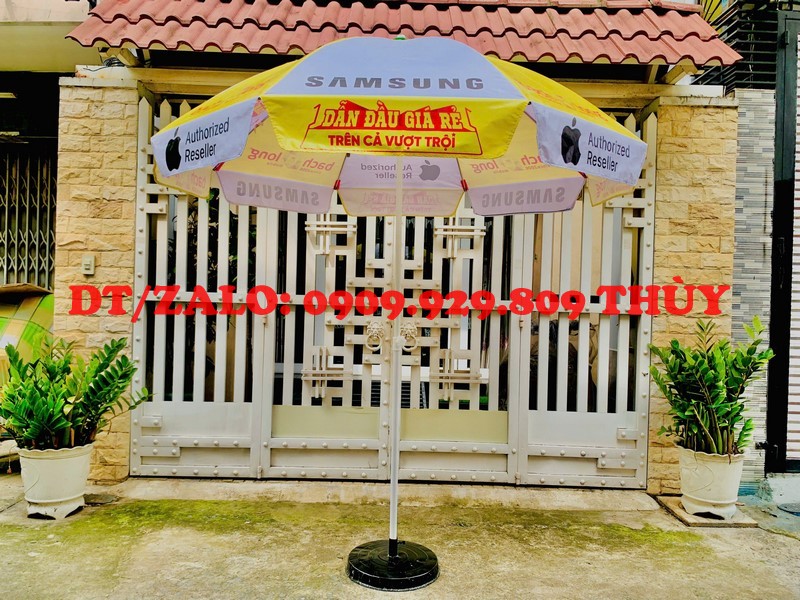 Nhà cung cấp dù quảng cáo in logo
